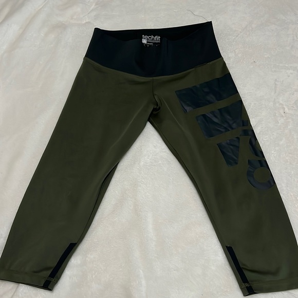 Adidas Crop Compression Leggings - Picture 1 of 7